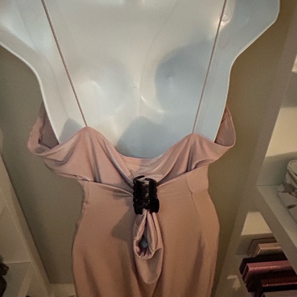 Soft pink suit - Picture 5 of 6